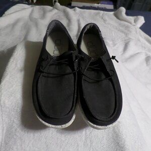 Hey Dude Wendy Linen Black Shoes – Size 7